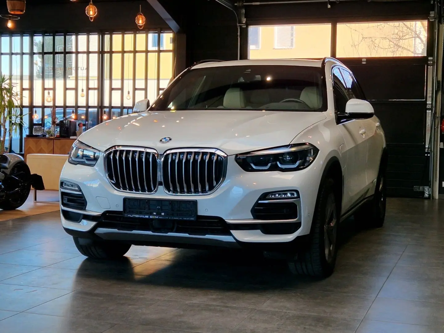 X5 xDrive45e xLine*LED*Head Up*Navi*Soft-Close*