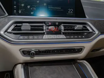 X6 xDrive 30d M-Sport PANO AHK HUD 360° LASER
