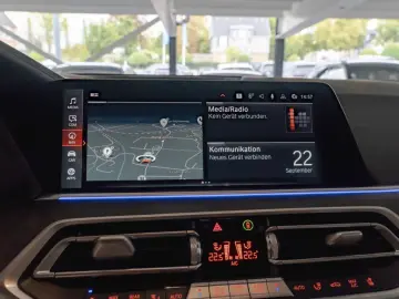 X6 xDrive 30d M-Sport PANO AHK HUD 360° LASER