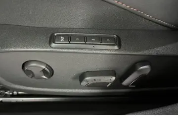 Formentor 2.0 TSI 4Drive VZ AKRA VIRTUAL COCKPIT
