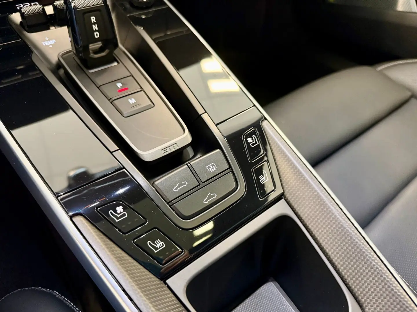 Porsche 911 992 Turbo S LIFT/SportDesign/ACC