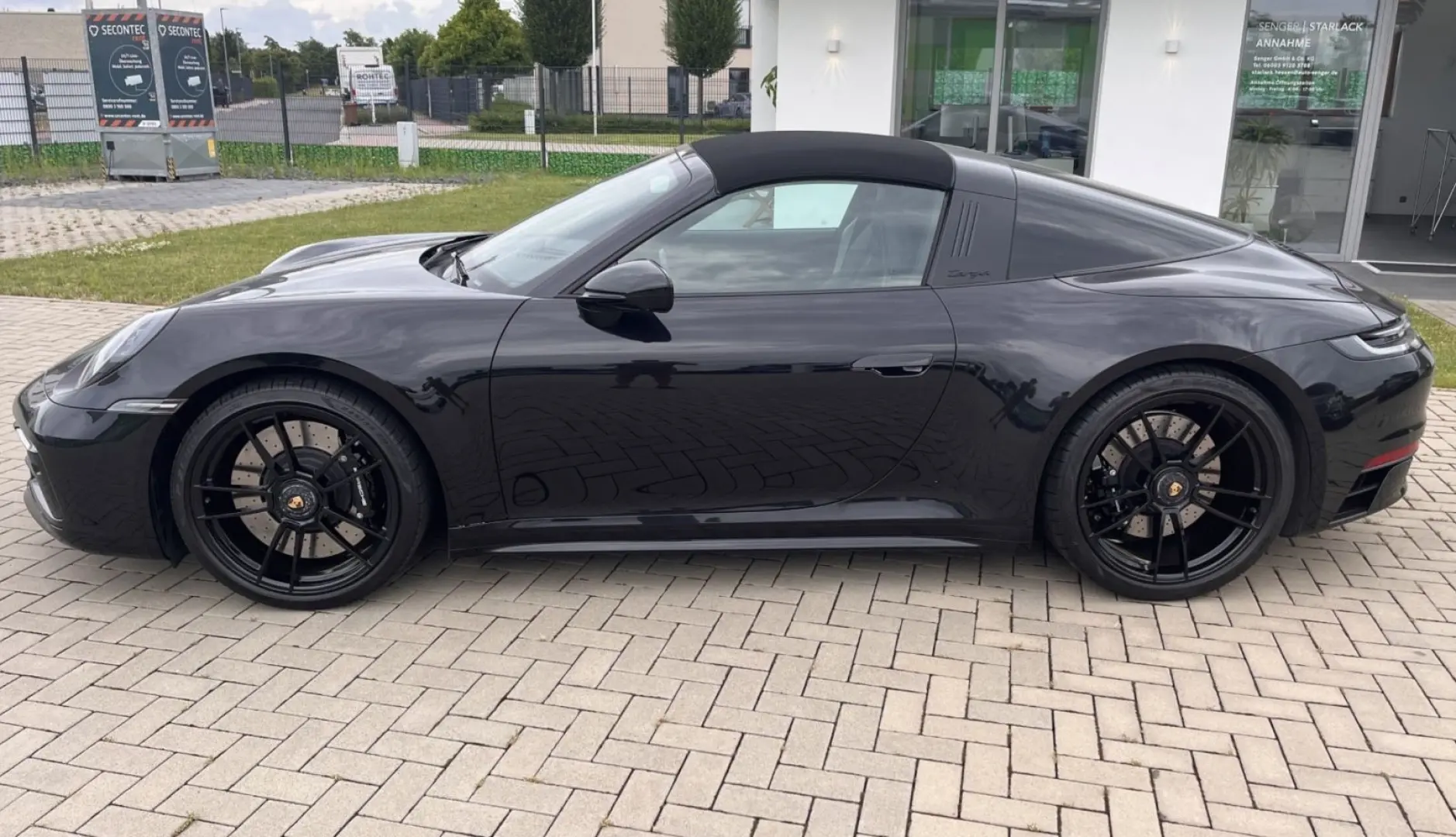 Porsche 992 Targa 4 GTS -