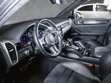 Porsche Cayenne GTS Panorama BOSE