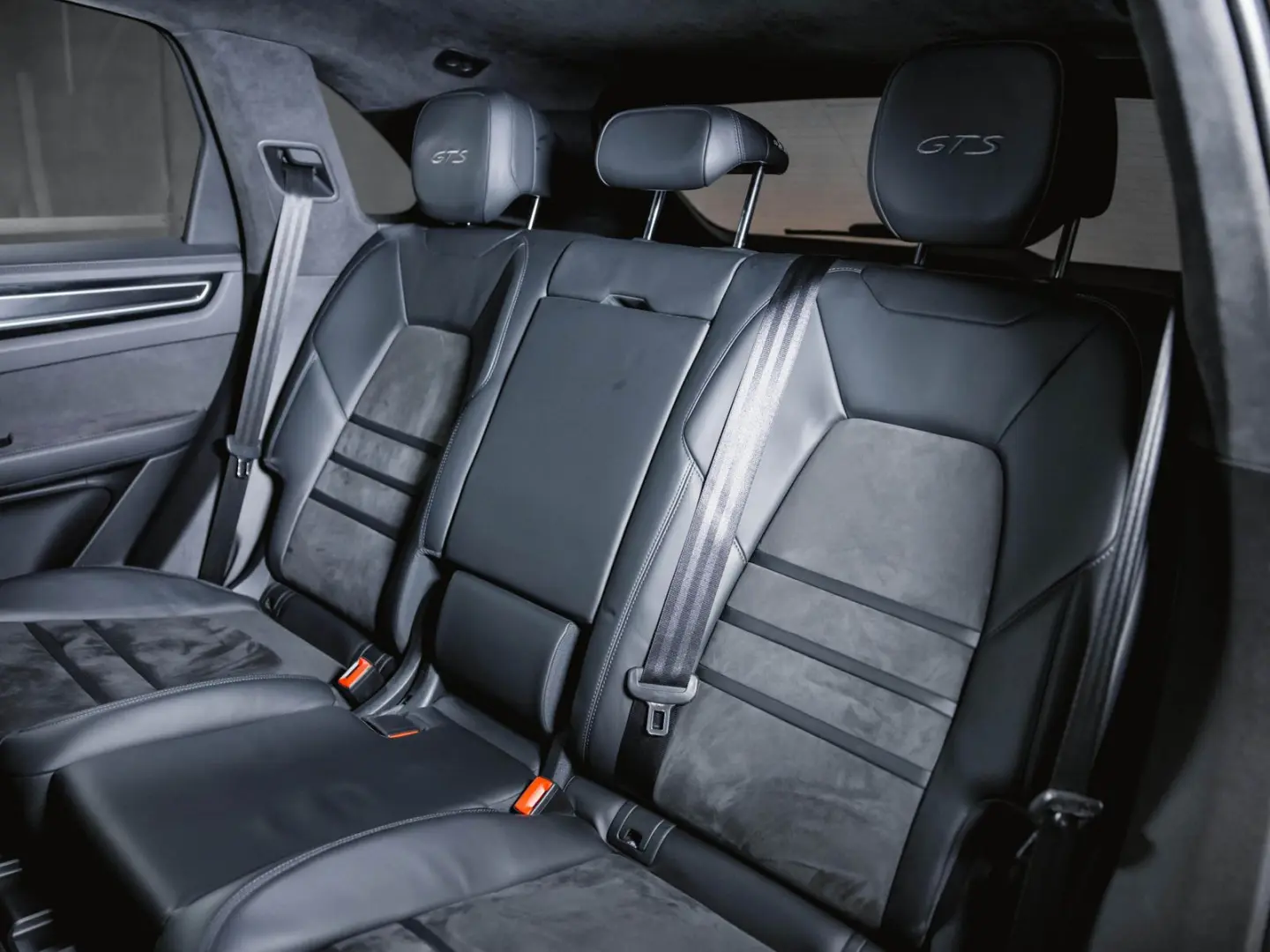 Porsche Cayenne GTS Panorama BOSE