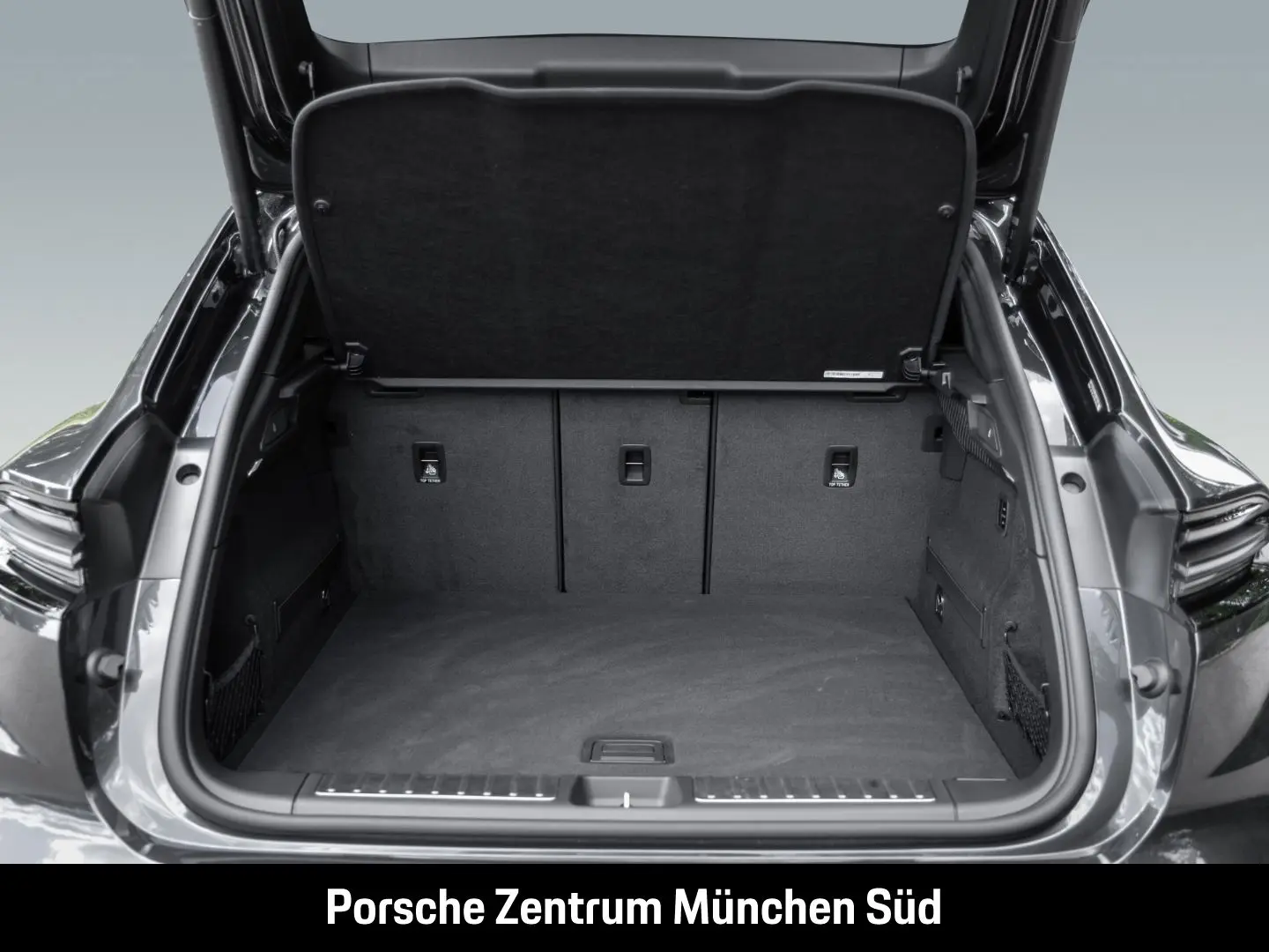 Porsche Macan 4 Surround-View InnoDrive Panorama