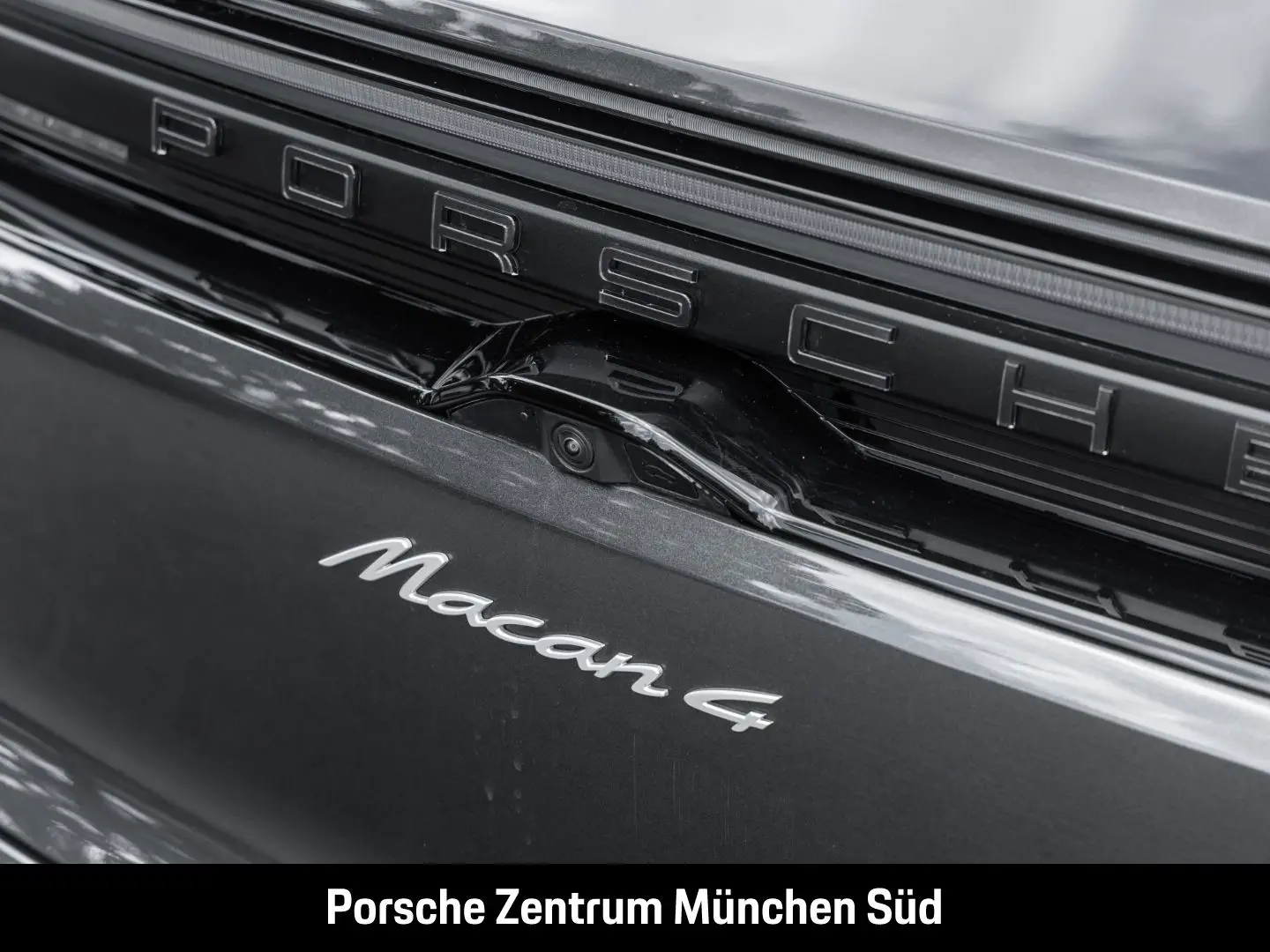 Porsche Macan 4 Surround-View InnoDrive Panorama