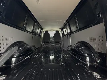 T6.1 Transporter Kasten e ABT elektro lang KLIMA