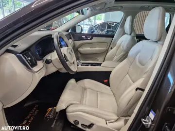 Volvo XC 60 T6 AWD Recharge Geartronic Inscription