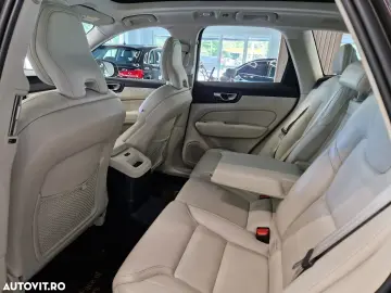 Volvo XC 60 T6 AWD Recharge Geartronic Inscription