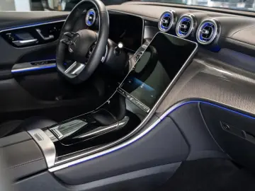 GLC 200 4M , AMG SPUR PANO AHK KAMERA PDC SHZ