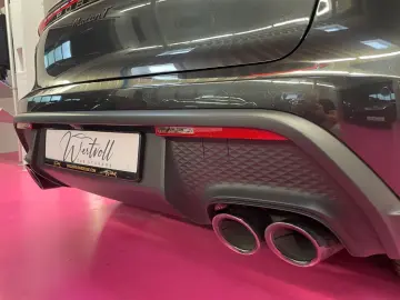 Porsche Macan T, Porsche Approved