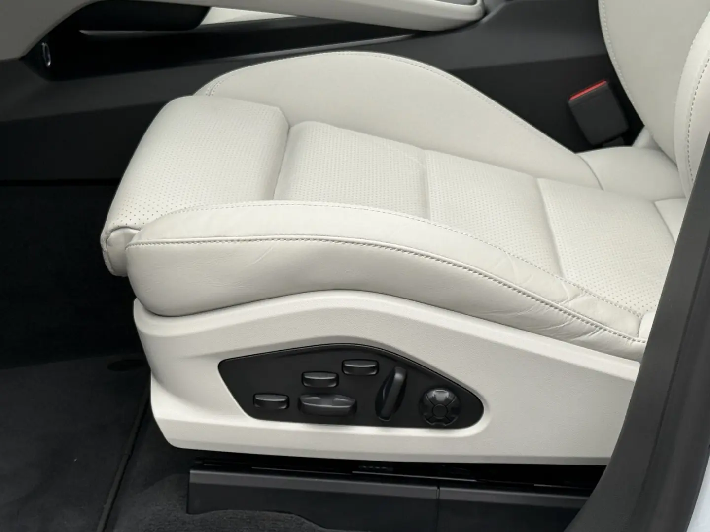Porsche Macan  4 PORSCHE INNODRIVE*PANORAMA-*21