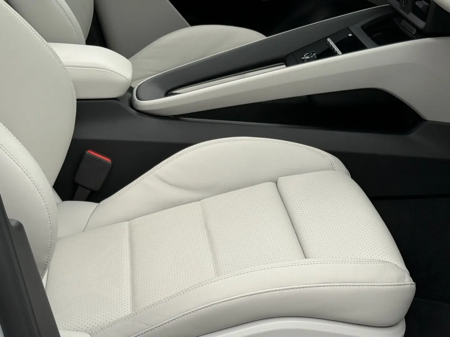 Porsche Macan  4 PORSCHE INNODRIVE*PANORAMA-*21