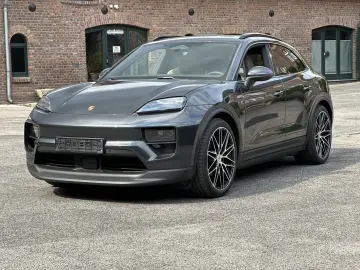 Porsche Macan 4 INNODRIVE*22 ZOLL SPORT*PANORAMA*