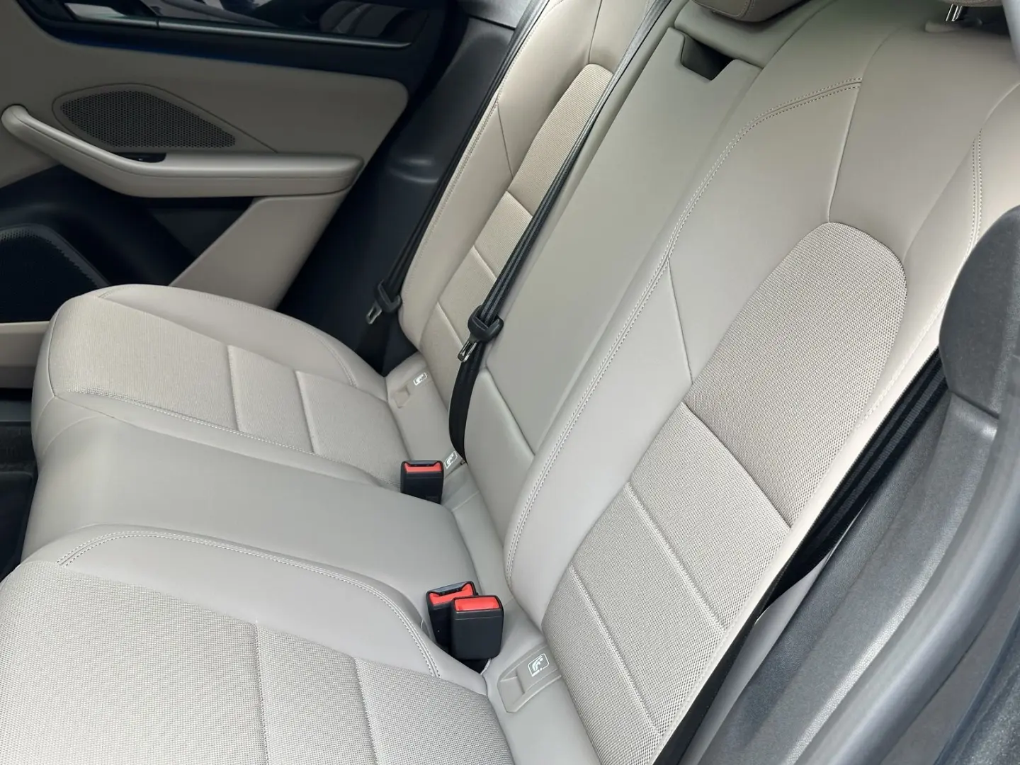 Porsche Macan 4 INNODRIVE*22 ZOLL SPORT*PANORAMA*