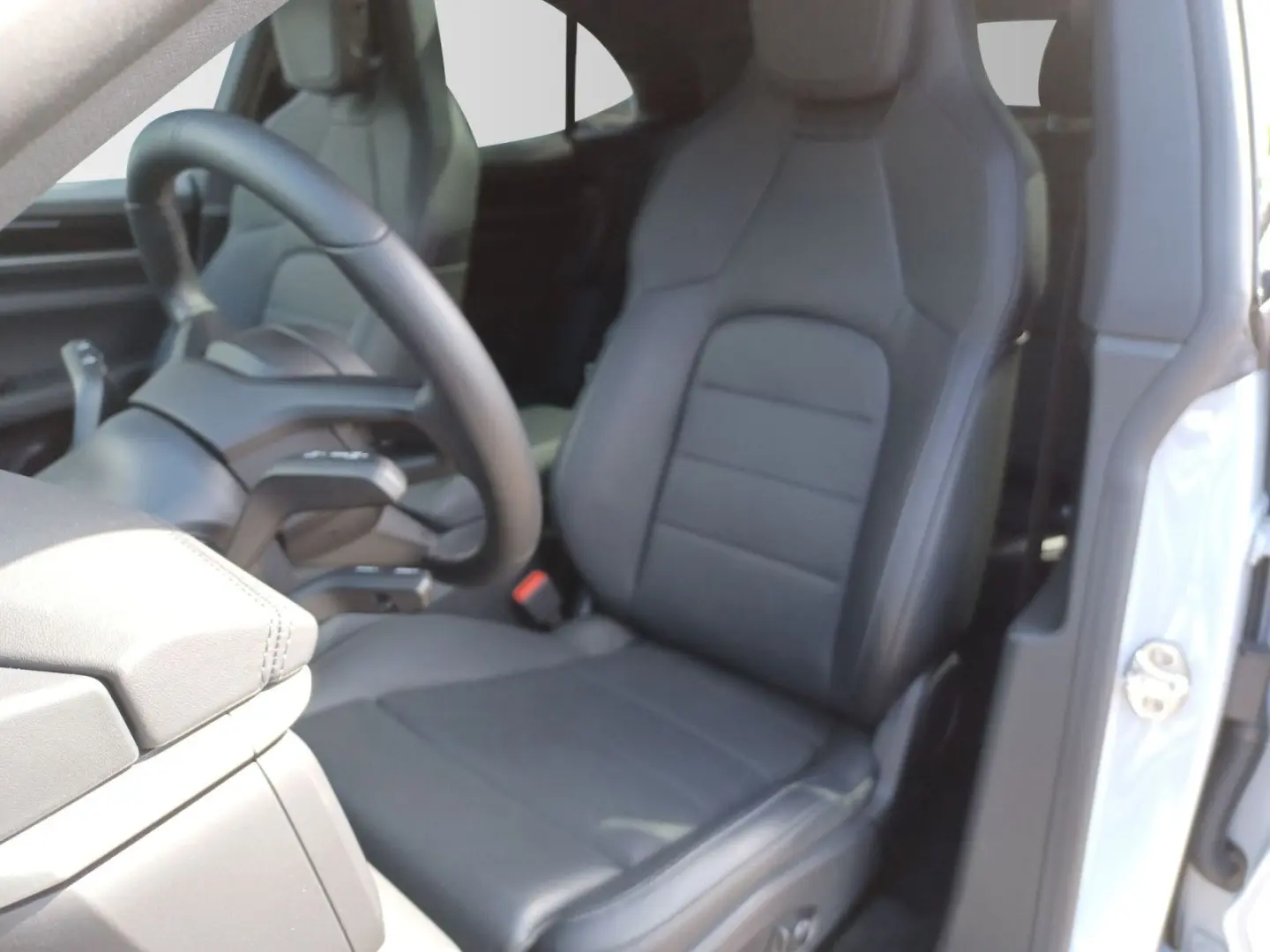 Macan 4
