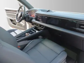 Macan 4