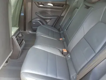 Macan 4