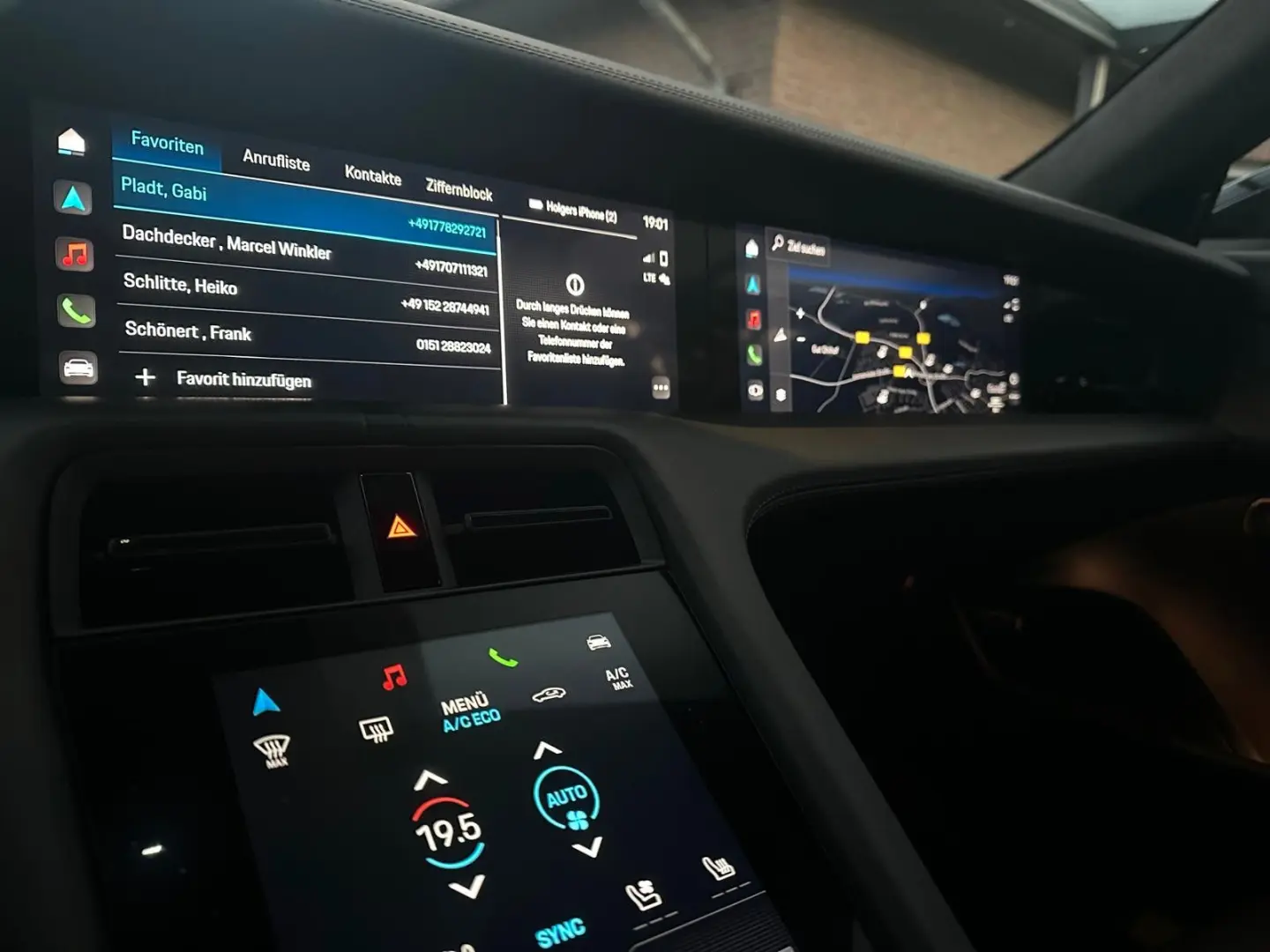 Porsche Taycan Cross Turismo Turbo LED-Matrix Head-Up