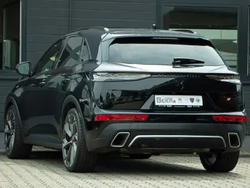 DS7 Crossback Hybrid 4x4 Performance Line+ Sound