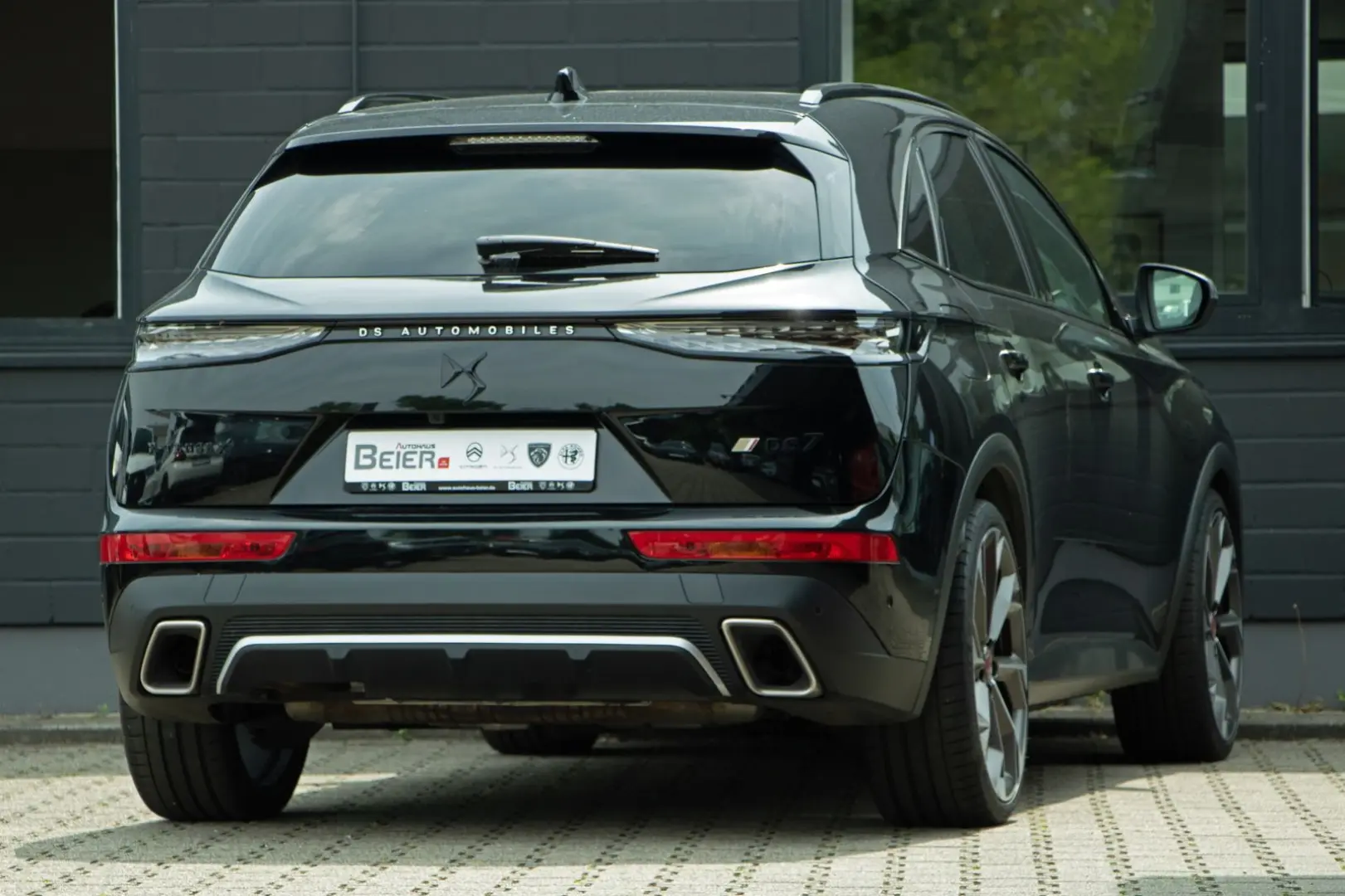 DS7 Crossback Hybrid 4x4 Performance Line+ Sound