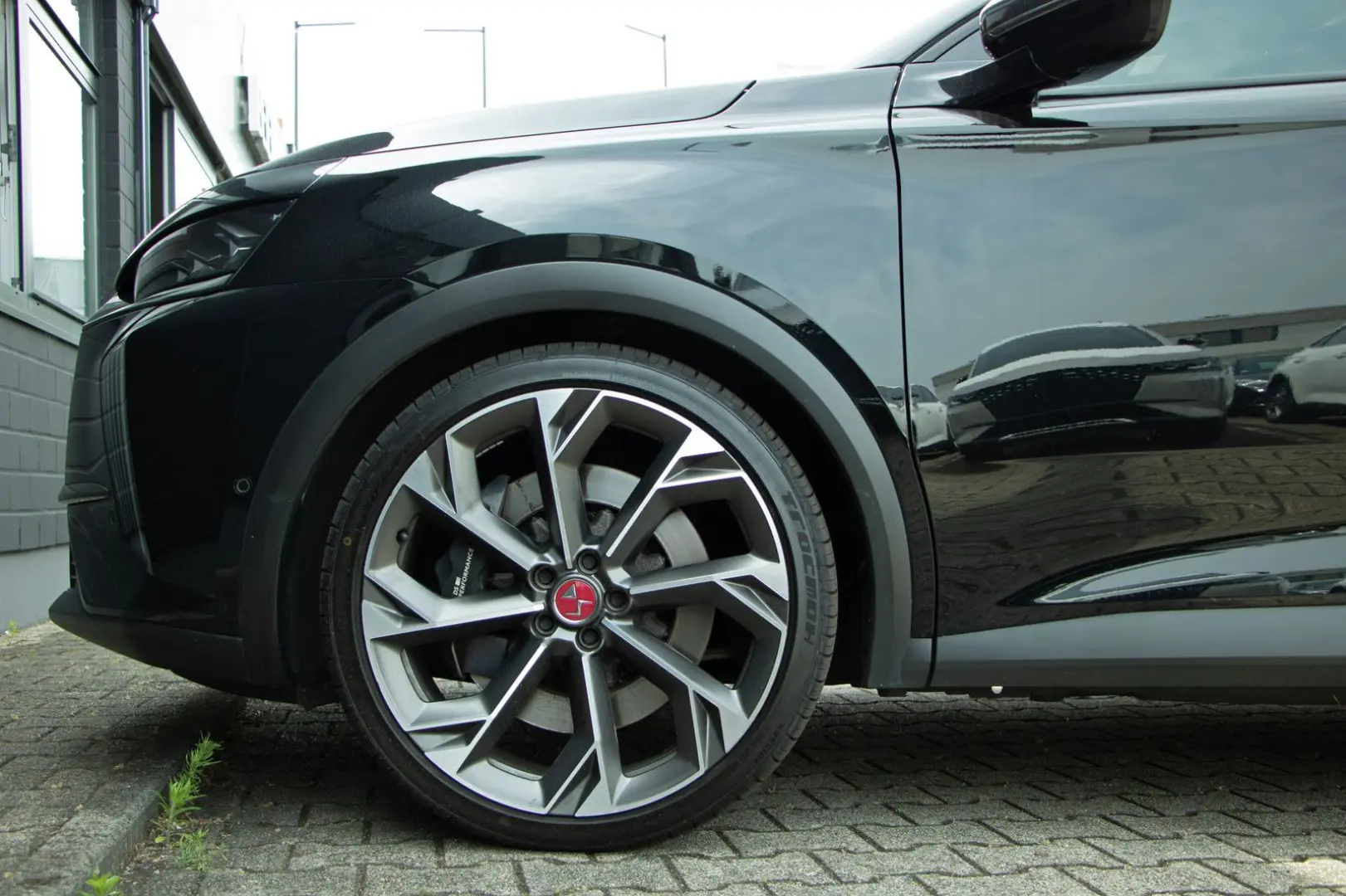 DS7 Crossback Hybrid 4x4 Performance Line+ Sound