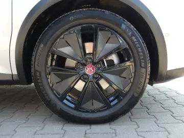 DS7 (Crossback) E-Tense 225 Perf. Line+