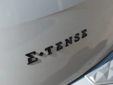 DS7 (Crossback) E-Tense 225 Perf. Line+