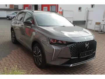 DS7 E-Tense225 Opera Hybrid Pano AHK Leder Matri