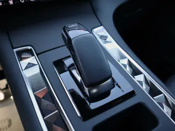 DS7 Rivoli-Vollleder*AHK*Export-Händler-Gewerbe