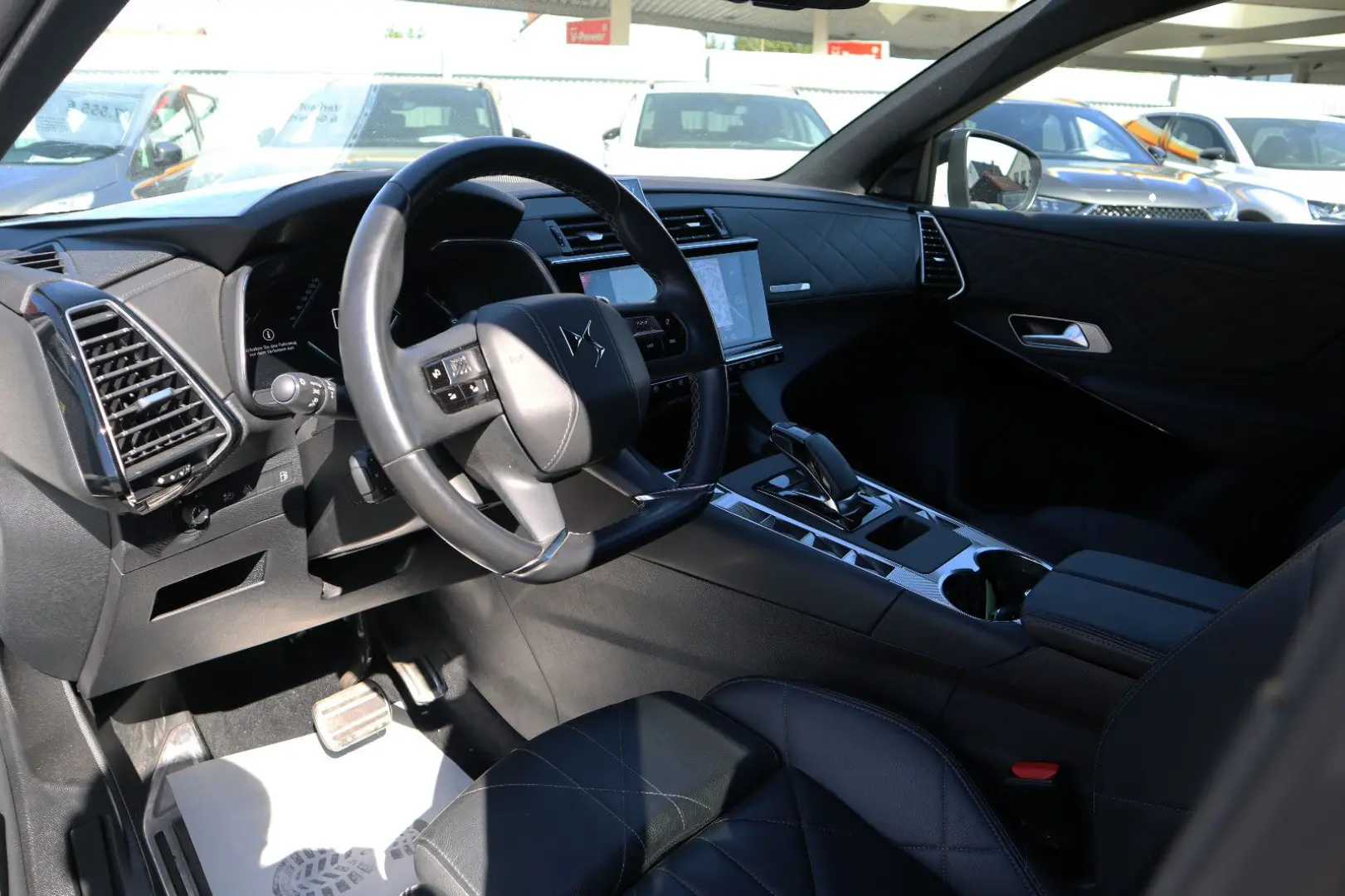 DS7 Rivoli-Vollleder*AHK*Export-Händler-Gewerbe