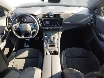 DS7 Crossback E-Tense 4x2 225 Performance Line