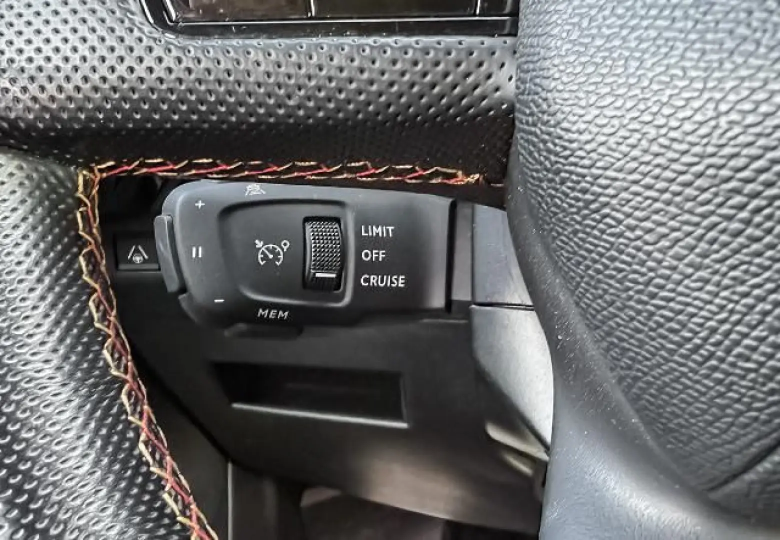 DS7 Crossback 1.6 PureTech 180 Performance Line