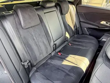 DS7 Crossback 1.6 PureTech 180 Performance Line