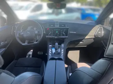 DS7 Crossback E-Tense 4x4 225 Performance Line