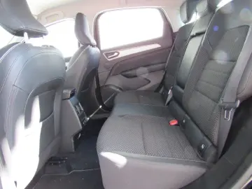 RENAULT ARKANA 1.6 E-Tech 145CP Intens
