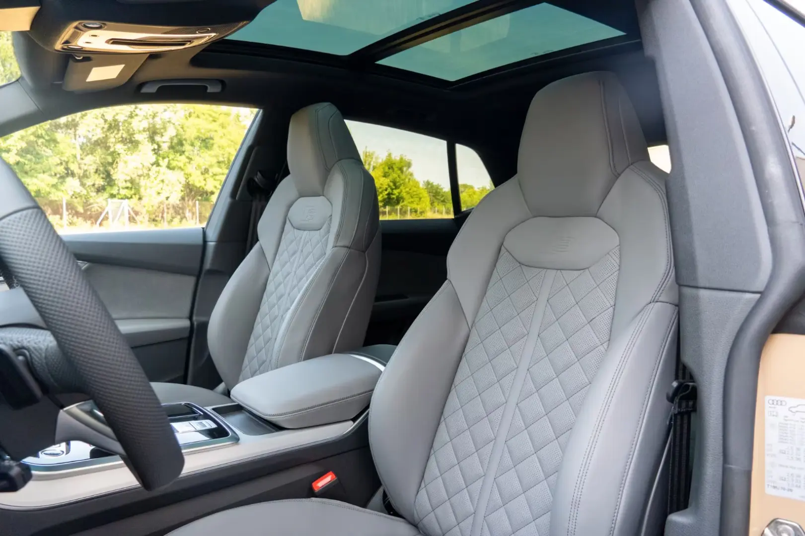 Audi Q8 50 TDI QUATTRO. LINIE. PANO