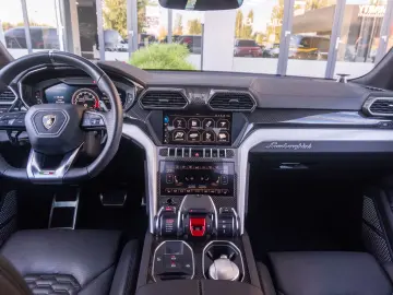 Lamborghini Urus B&O/Pano/Carbon