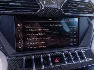 Lamborghini Urus B&O/Pano/Carbon