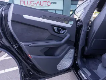 Lamborghini Urus B&O/Pano/Carbon