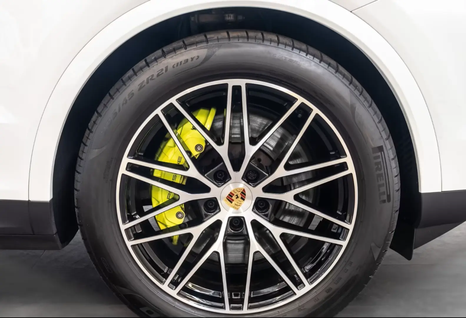 Porsche Cayenne E-Hybrid el. AHK InnoDrive Luft BOSE