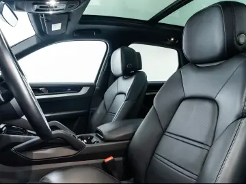 Porsche Cayenne E-Hybrid el. AHK InnoDrive Luft BOSE