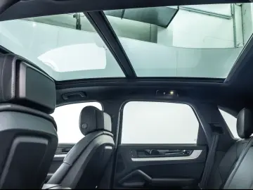 Porsche Cayenne E-Hybrid el. AHK InnoDrive Luft BOSE