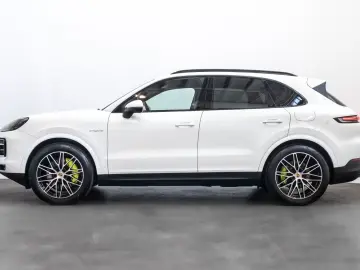 Porsche Cayenne E-Hybrid el. AHK InnoDrive Luft BOSE