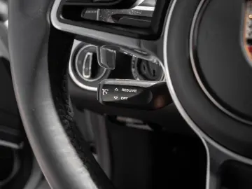 Porsche Cayman Style Edition Navi PASM Sport Chrono