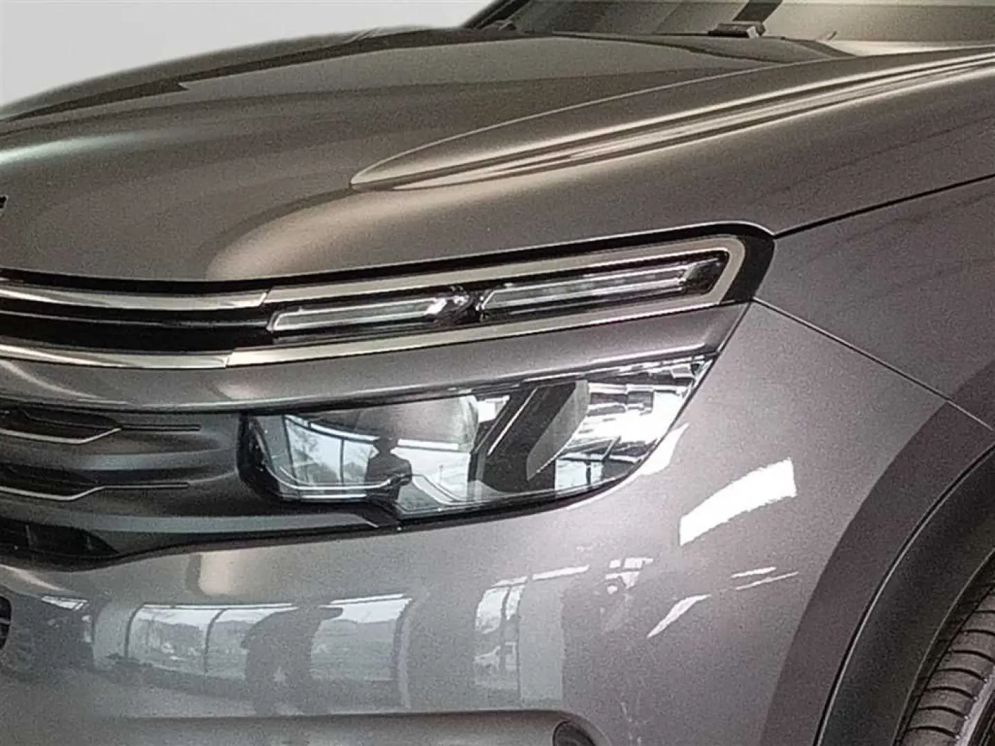 C5 Aircross FEEL+ PT225HYB Automatik Navi Kamera