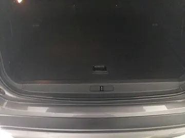 C5 Aircross FEEL+ PT225HYB Automatik Navi Kamera