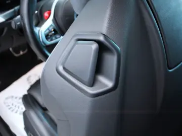 M4 Coupe xDrive Competition (G82)*Curved Display