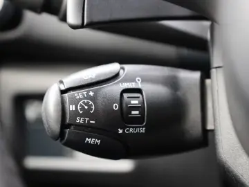 C5 Aircross 1.6 L. SHINE PHEV * 225 PS*CO2-31