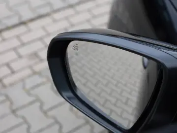 C5 Aircross 1.6 L. SHINE PHEV * 225 PS*CO2-31